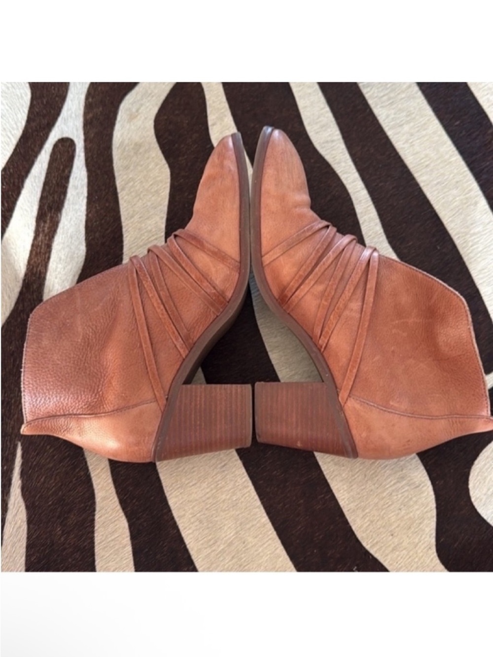 Bernardo Felicity leather Heeled ankle boots/booties Sz 8 cognac brown Slip on - Picture 7 of 9